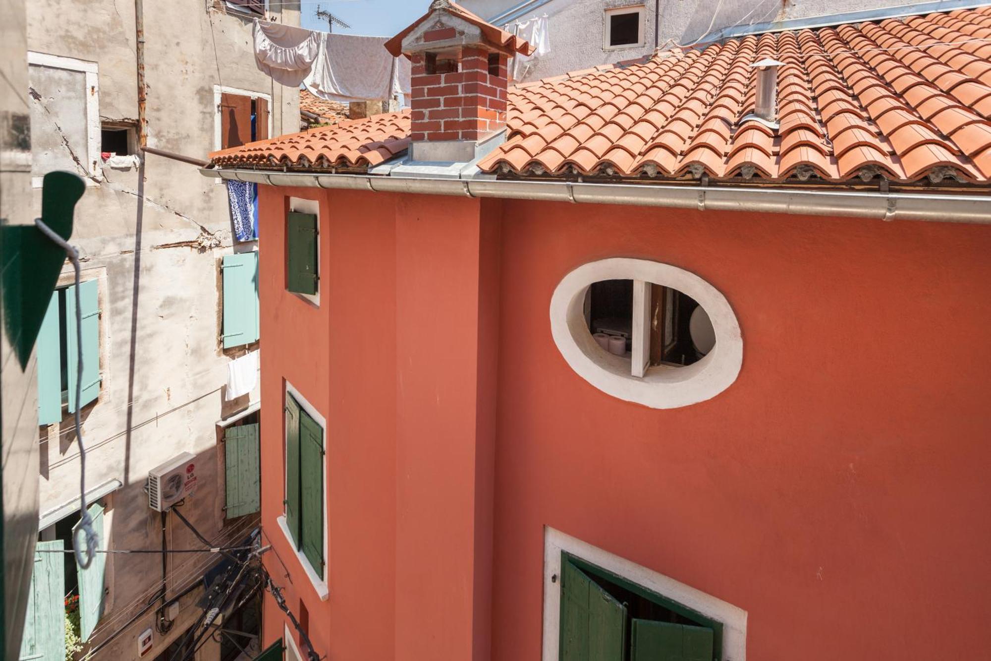 Guesthouse Casa Vittoria ロヴィニ エクステリア 写真
